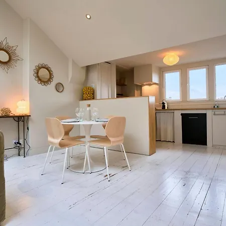 Apartment Atypical 2 Bedroom Near Train Station Tourcoing