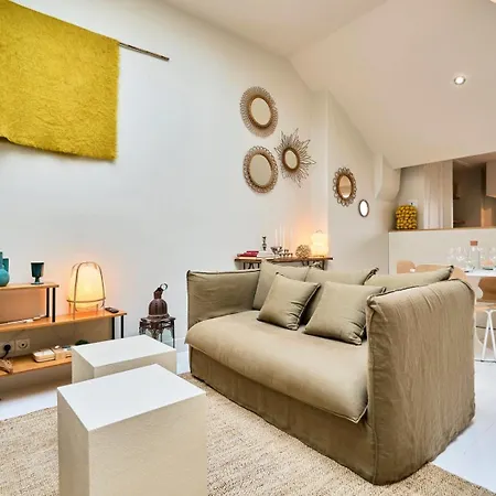 Atypical 2 Bedroom Near Train Station Apartment Tourcoing