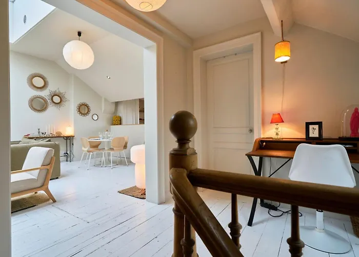 Atypical 2 Bedroom Near Train Station Tourcoing