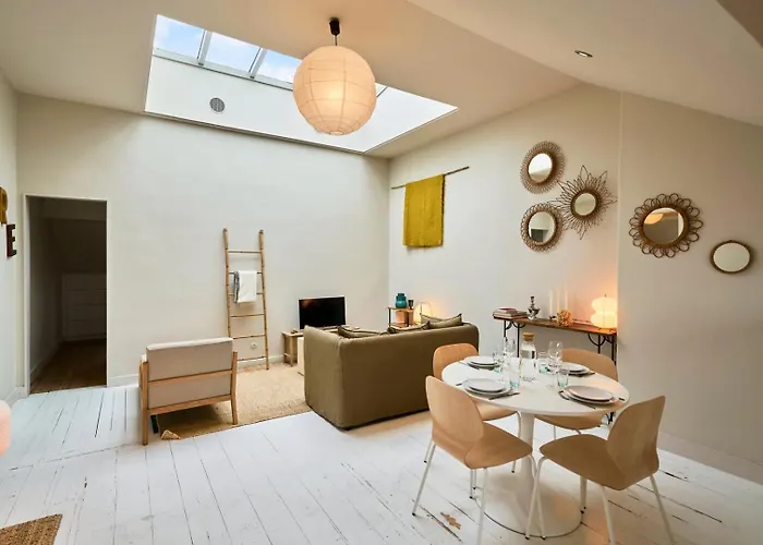 Atypical 2 Bedroom Near Train Station Tourcoing